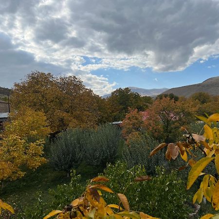 Zove Rural Cottage With Garden Views K'arashamb Εξωτερικό φωτογραφία