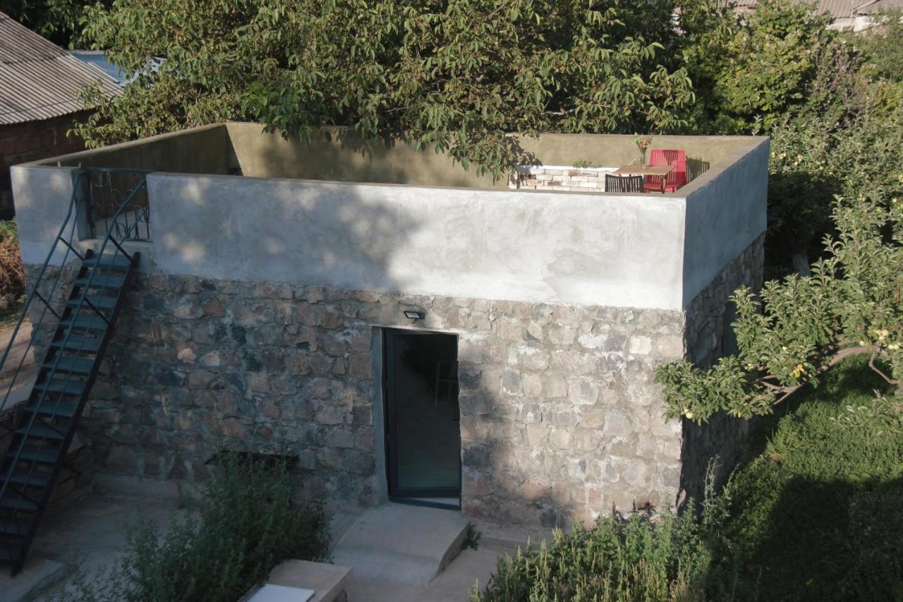 Zove Rural Cottage With Garden Views K'arashamb Εξωτερικό φωτογραφία