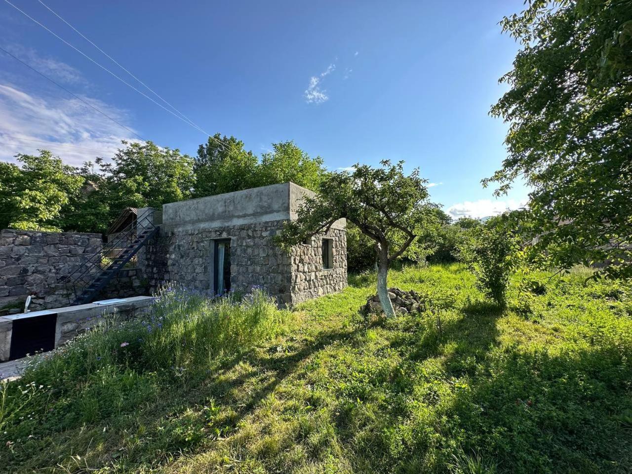 Zove Rural Cottage With Garden Views K'arashamb Εξωτερικό φωτογραφία